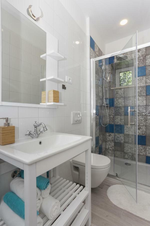 Beach Apartment Korina Sumpetar Kültér fotó