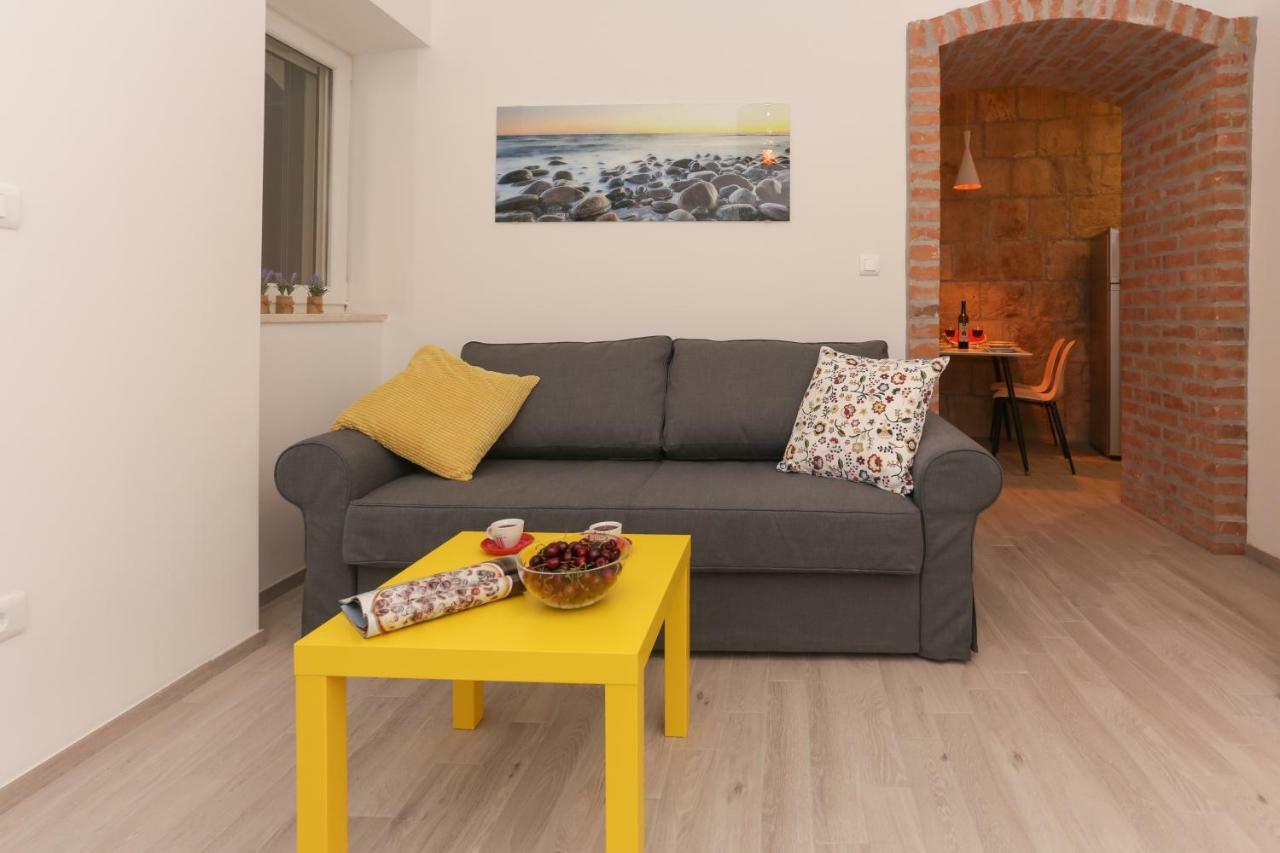 Beach Apartment Korina Sumpetar Kültér fotó