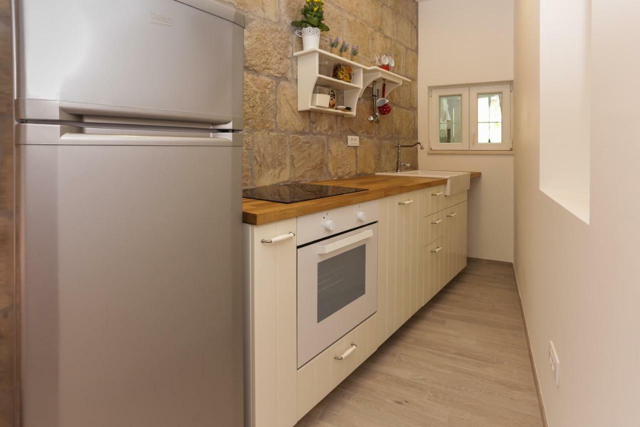 Beach Apartment Korina Sumpetar Kültér fotó